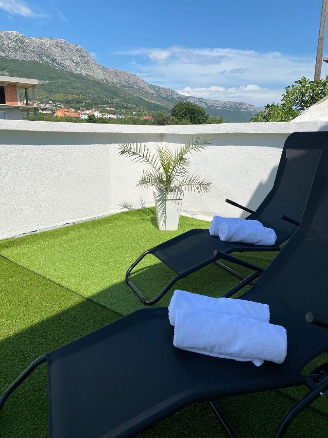 Apartment Milena Kastela Mit Whirlpool Exterior foto